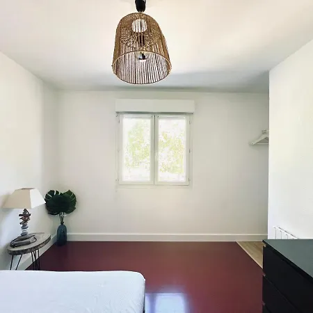 - 6 Pers. Terrasse דירה
